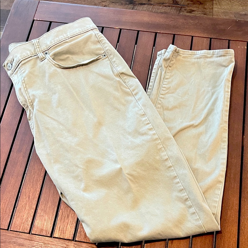 Lucky Brand Men's Khaki Chinos
